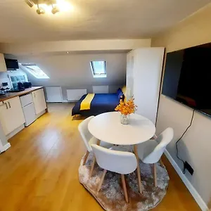 Apartamento Alross Flat / Private Bathroom, Londres