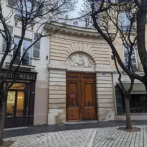 Privee Centre De Proche Marais , Paris France